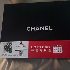 Mirror Copy beautiful bag never used leather u can crossbody it straps slide